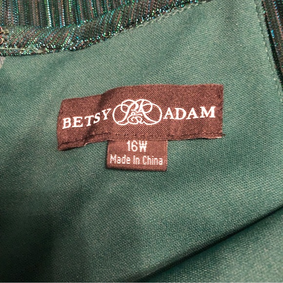 NWT Betsy & Adam Metallic Halter Gown 16W - Picture 10 of 13